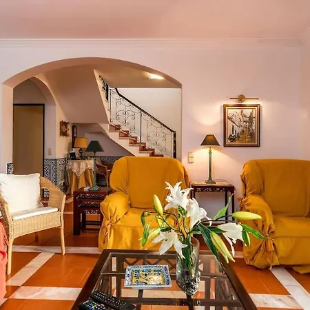4 Bedroom In Olhao * Quelfes