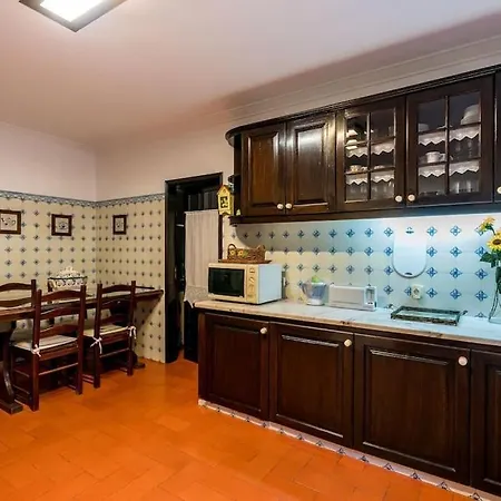 4 Bedroom In Olhao * Quelfes